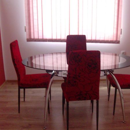פרימורסקו Guest House Nedelchevi מראה חיצוני תמונה