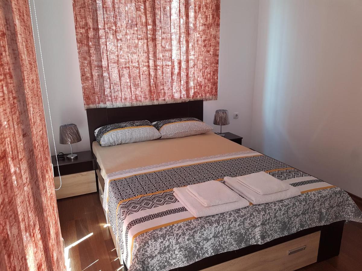 פרימורסקו Guest House Nedelchevi מראה חיצוני תמונה