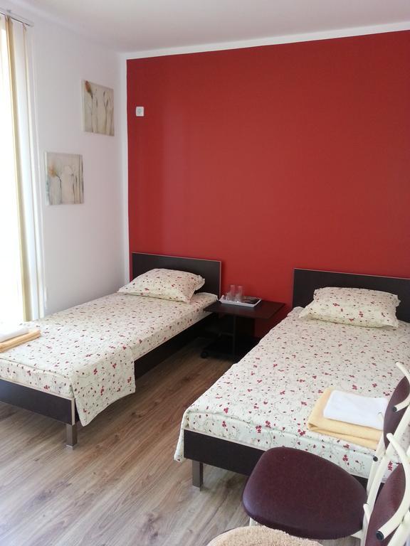 פרימורסקו Guest House Nedelchevi חדר תמונה