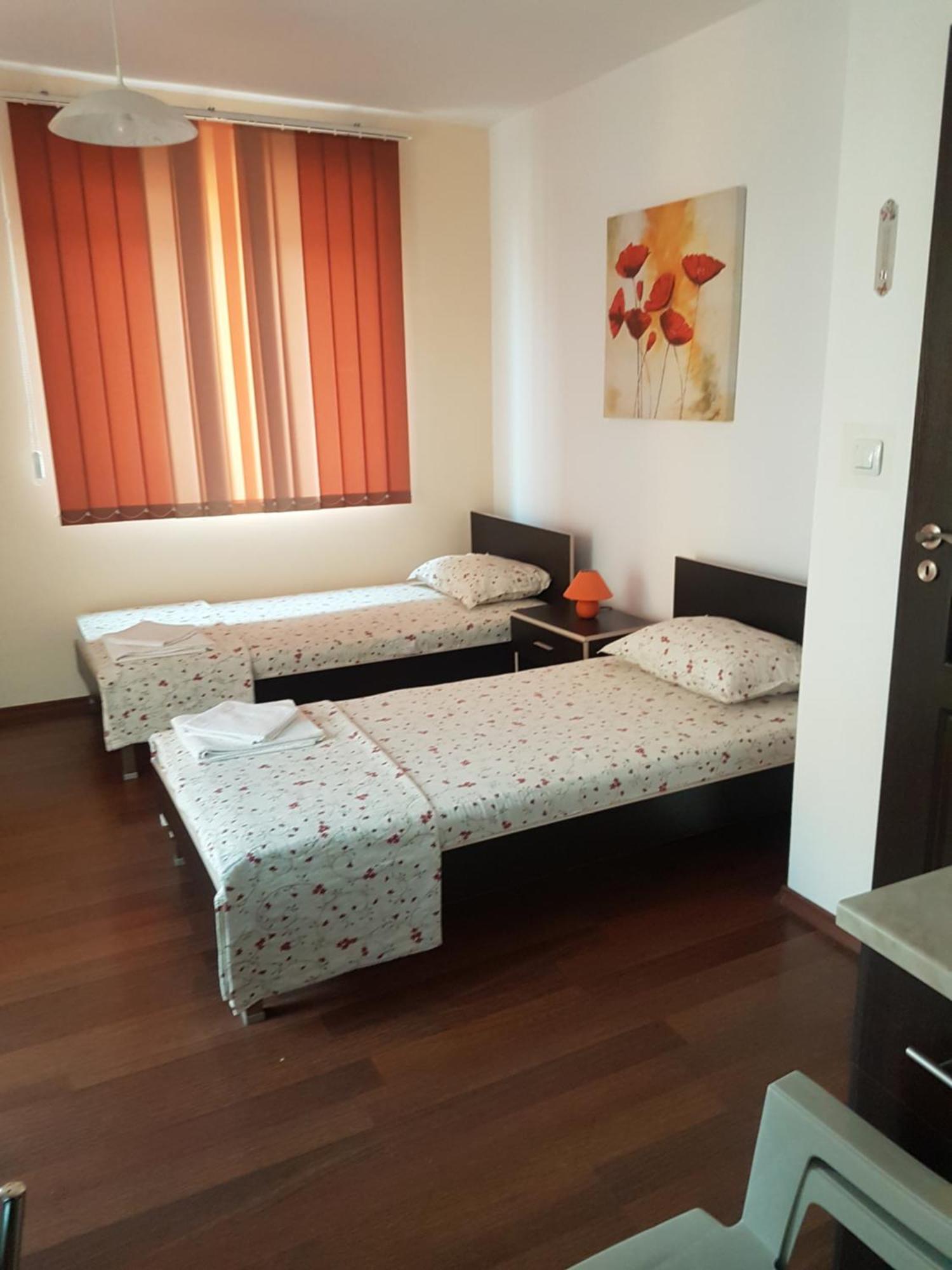 פרימורסקו Guest House Nedelchevi מראה חיצוני תמונה