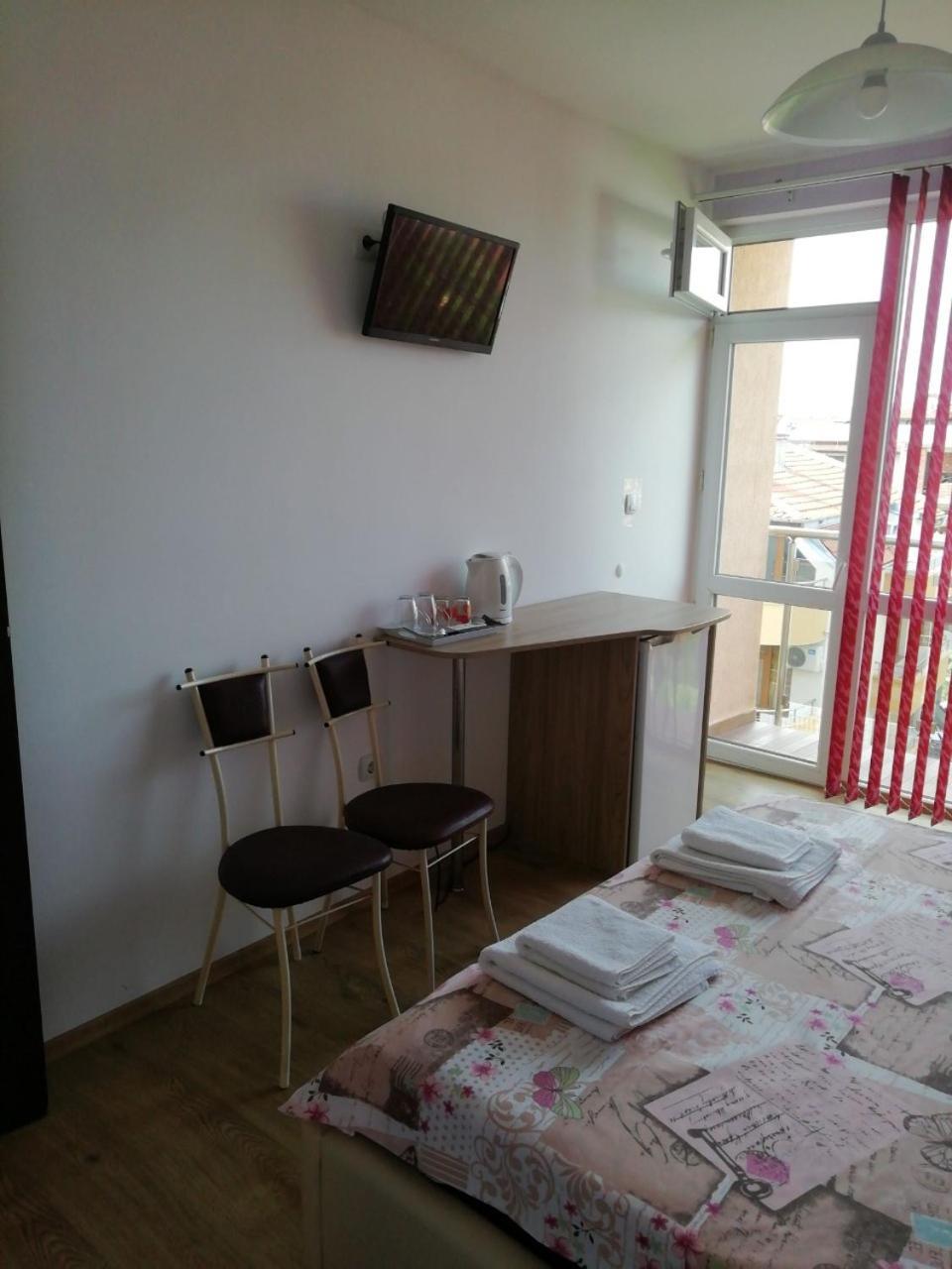 פרימורסקו Guest House Nedelchevi מראה חיצוני תמונה