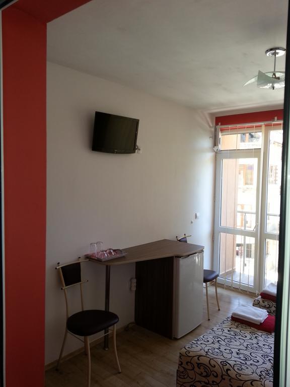 פרימורסקו Guest House Nedelchevi חדר תמונה