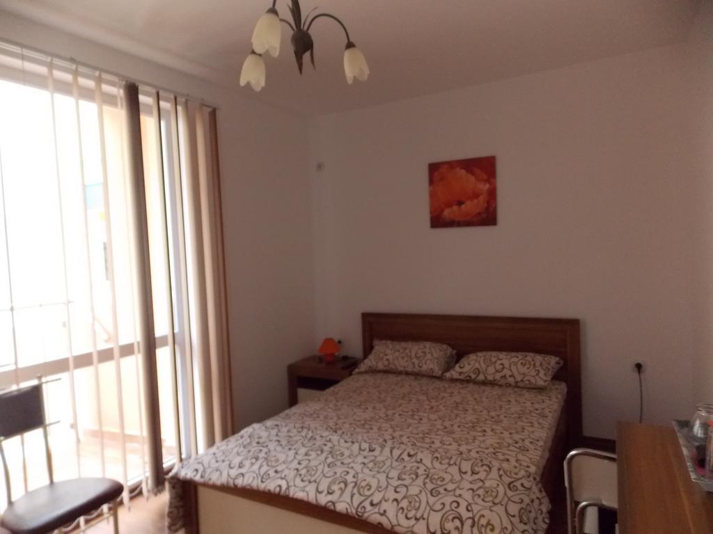 פרימורסקו Guest House Nedelchevi חדר תמונה