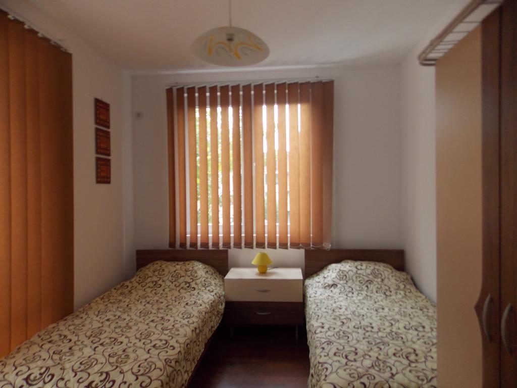 פרימורסקו Guest House Nedelchevi מראה חיצוני תמונה