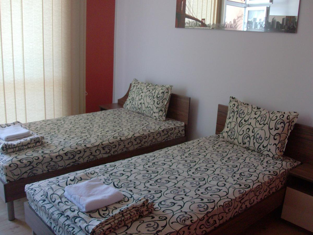 פרימורסקו Guest House Nedelchevi מראה חיצוני תמונה