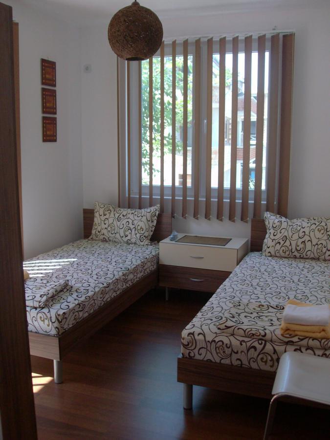 פרימורסקו Guest House Nedelchevi מראה חיצוני תמונה