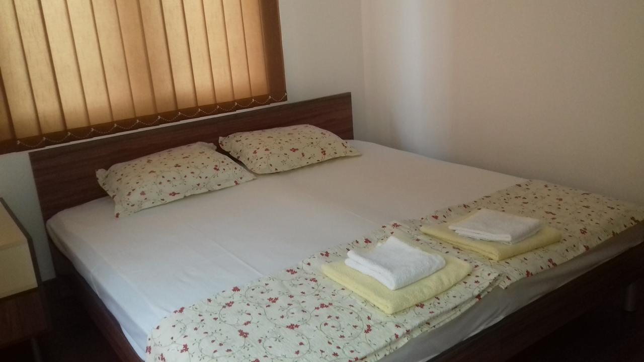פרימורסקו Guest House Nedelchevi מראה חיצוני תמונה