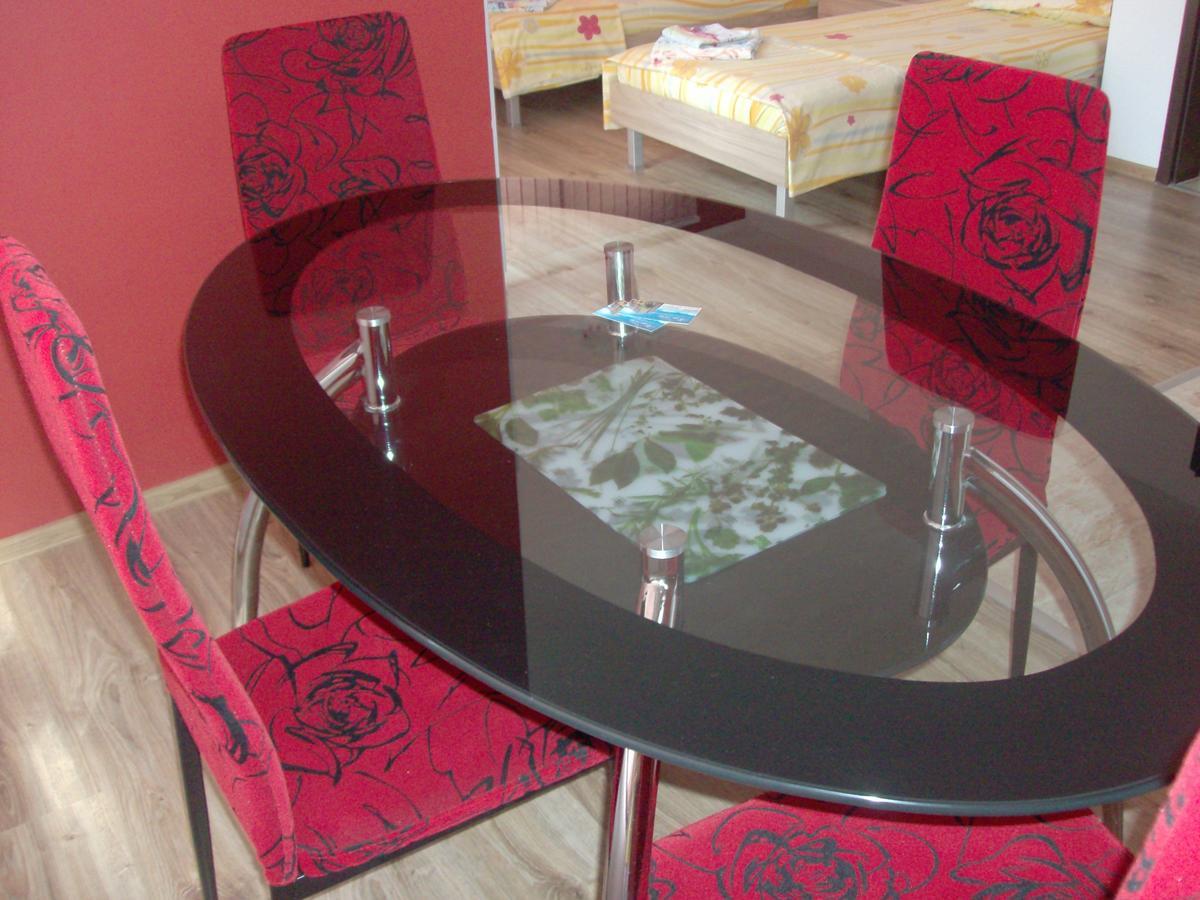 פרימורסקו Guest House Nedelchevi מראה חיצוני תמונה