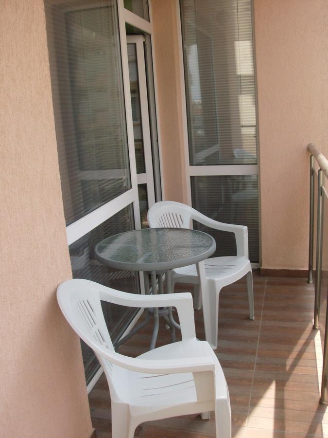 פרימורסקו Guest House Nedelchevi מראה חיצוני תמונה