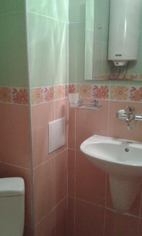 פרימורסקו Guest House Nedelchevi מראה חיצוני תמונה